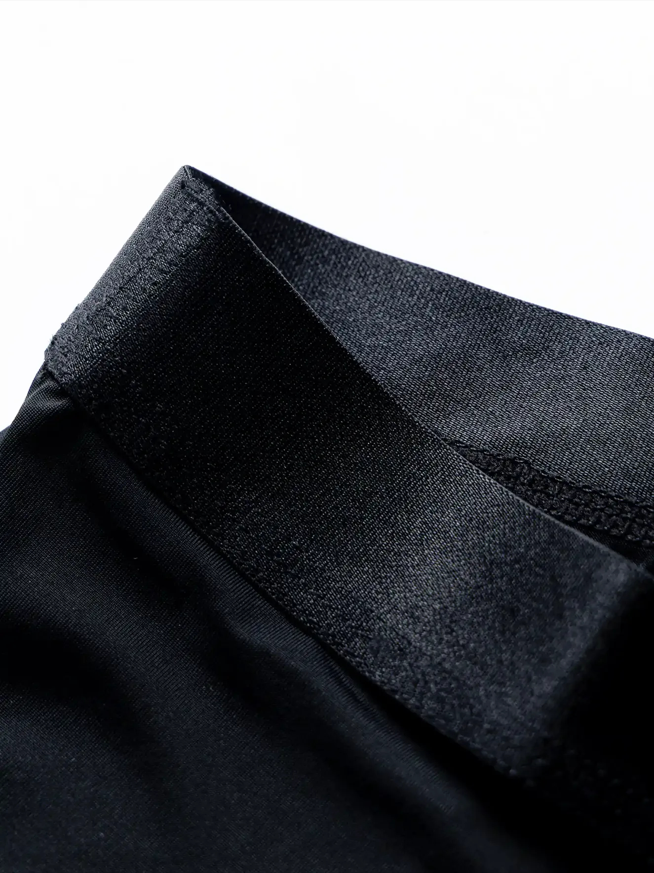 Quần Lót Nam Boxer Slimfit Trơn Màu Đen BOX23104 - Ảnh 4