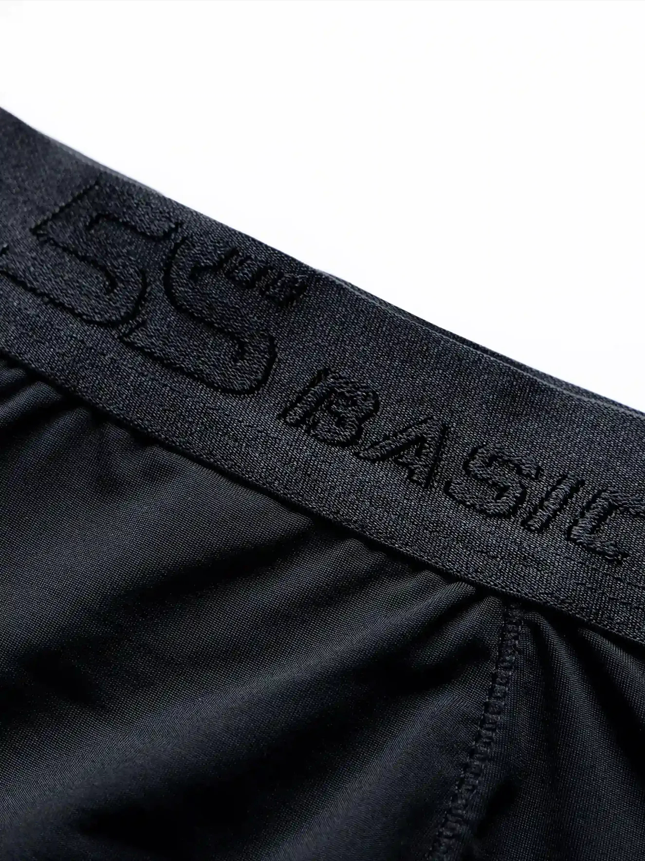 Quần Lót Nam Boxer Slimfit Trơn Màu Đen BOX23104 - Ảnh 2